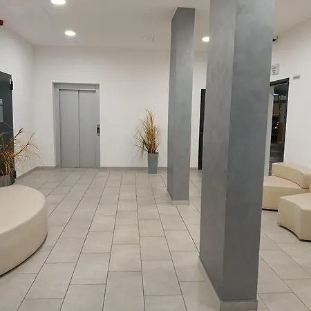 Sunbeam Crest Apartamento